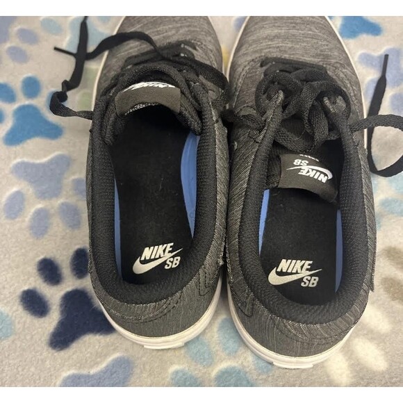 Nike SB Check Men’s Skateboarding Shoes in black/gray canvas, low-top style, 8 - Picture 6 of 6